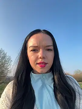 Vanesskaa online show from March 2026 05:05:01 PM