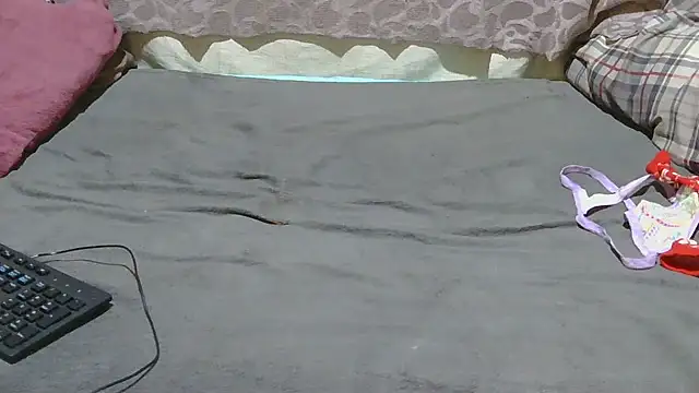 slim girl02 online show from March 2026 07:20:02 AM