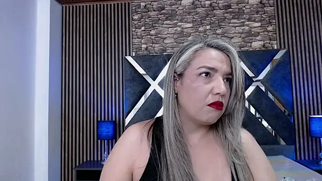 marie hss online show from December 2025 07:11:01 PM