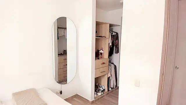 rose scottt online show from February 2026 05:49:02 PM