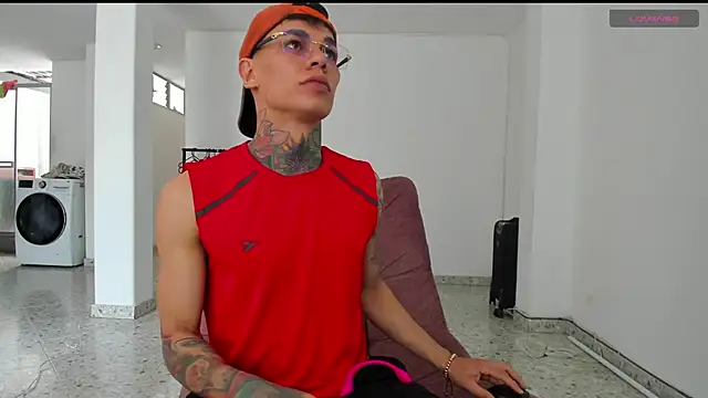 Jordyrodriiguez online show from January 2025 05:21:01 PM