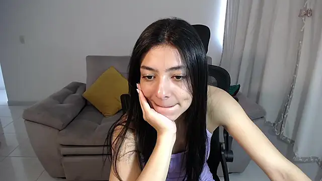 Liissa cute  online show from January 2025 04:21:02 PM