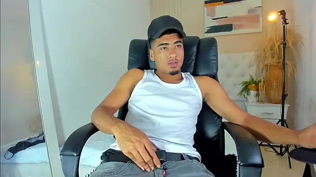 ANGEL NICOLAS online show from June 2026 09:14:02 PM
