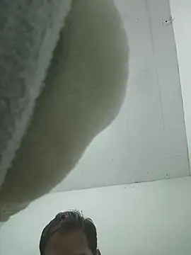 Luisf1267 online show from February 2026 05:44:02 AM