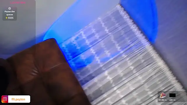 Snapshot of peyton_golden1 chatting on January 2025 12:06:02 AM peyton golden1 online show from January 2025 12:06:02 AM