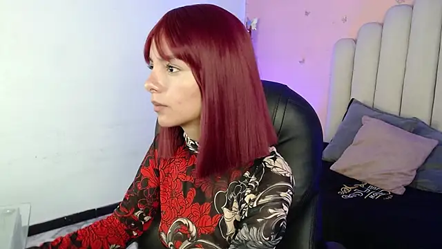 Snapshot of peyton_golden1 chatting on October 2025 03:27:01 AM peyton golden1 online show from October 2025 03:27:01 AM