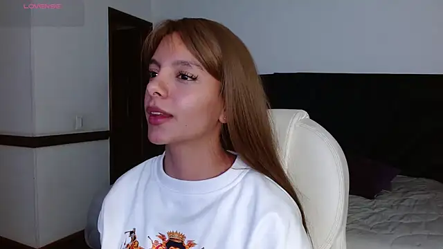peyton golden1 online show from May 2026 03:12:01 AM