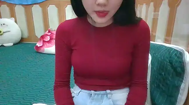 Snapshot of Yin-girl chatting on December 2024 02:21:01 PM Yin-girl online show from December 2024 02:21:01 PM