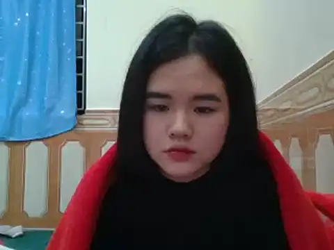 Snapshot of Yin-girl chatting on January 2025 12:11:01 PM Yin-girl online show from January 2025 12:11:01 PM