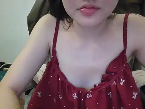 Snapshot of Yin-girl chatting on September 2025 05:57:02 PM Yin-girl online show from September 2025 05:57:02 PM