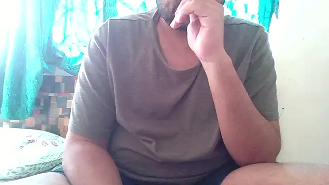 whoreboi98 online show from February 2026 05:15:01 AM