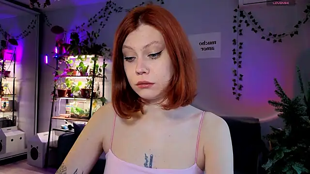 Snapshot of Your_Corvus chatting on January 2026 10:43:01 AM Your Corvus online show from January 2026 10:43:01 AM