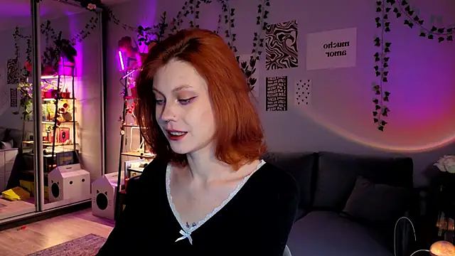 Snapshot of Your_Corvus chatting on February 2026 08:10:01 AM Your Corvus online show from February 2026 08:10:01 AM