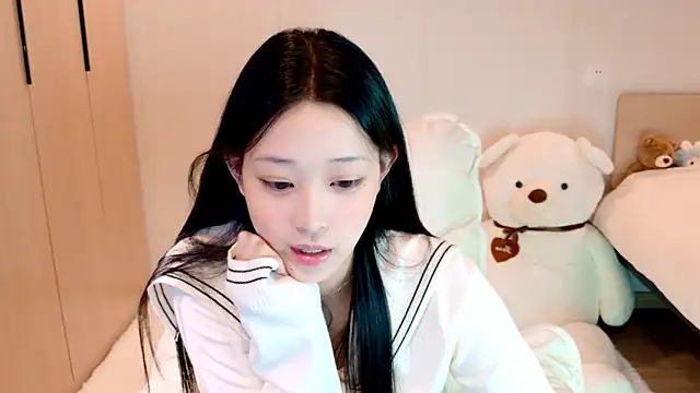 Snapshot of Xueb_J chatting on January 2025 12:47:01 PM Xueb J online show from January 2025 12:47:01 PM