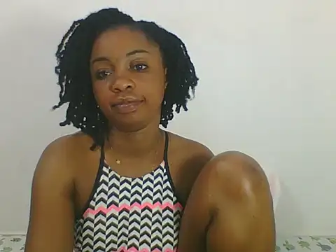 Snapshot of PrettyPrincess14 chatting on March 2025 05:25:02 PM PrettyPrincess14 online show from March 2025 05:25:02 PM