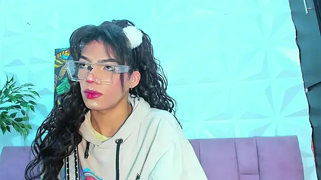 Briyit Doll online show from February 2025 03:31:02 AM