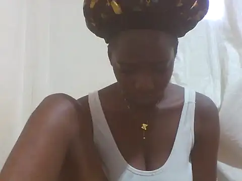 PRETTY-LIA online show from January 2026 10:32:01 AM