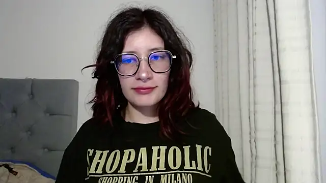 mariana124- online show from January 2025 09:25:01 PM