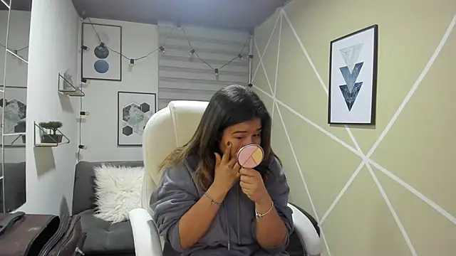 Snapshot of Enma__clark chatting on November 2025 03:39:02 AM Enma clark online show from November 2025 03:39:02 AM