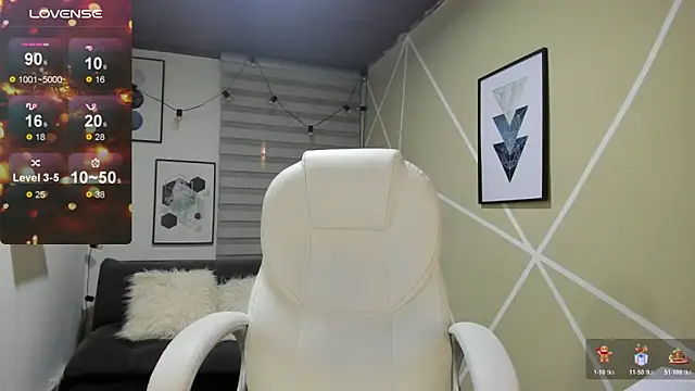 Snapshot of Enma__clark chatting on December 2025 04:09:01 AM Enma clark online show from December 2025 04:09:01 AM