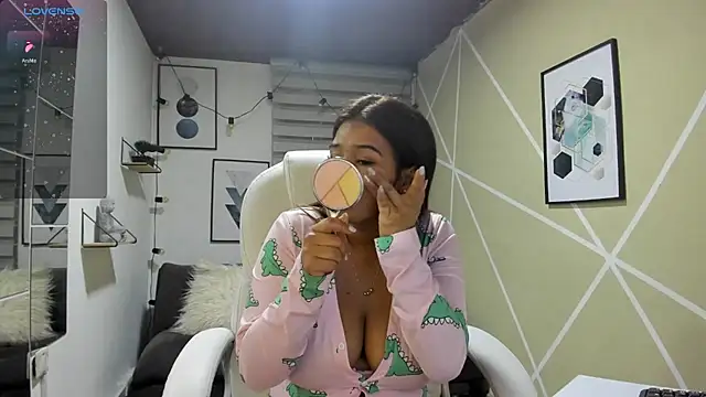 Snapshot of Enma__clark chatting on February 2026 03:49:01 AM Enma clark online show from February 2026 03:49:01 AM