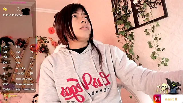 Snapshot of Punkys_ chatting on October 2025 11:06:02 PM Punkys online show from October 2025 11:06:02 PM