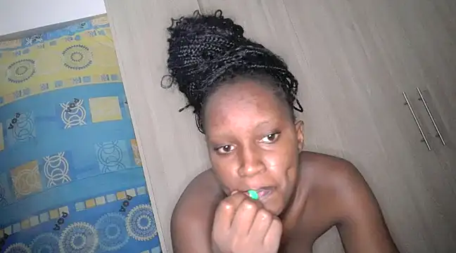 queen-goddess online show from February 2025 03:04:02 PM