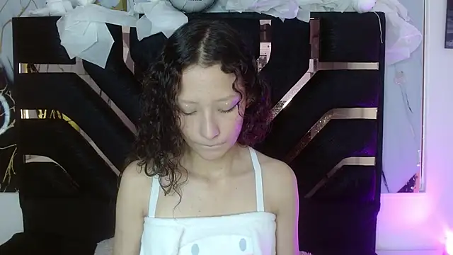 Snapshot of abbycutecs chatting on October 2025 02:40:01 PM abbycutecs online show from October 2025 02:40:01 PM