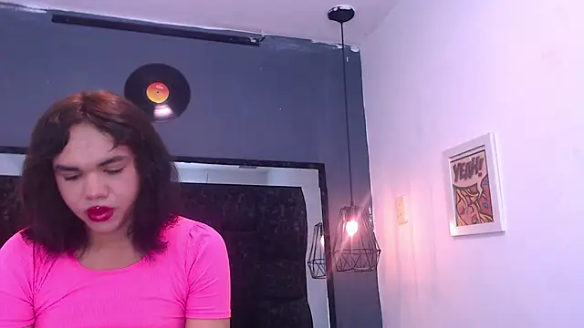 AndreaGil  online show from February 2026 07:18:01 PM