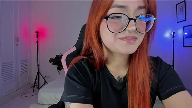 SweetJennaa online show from January 2025 11:00:01 PM