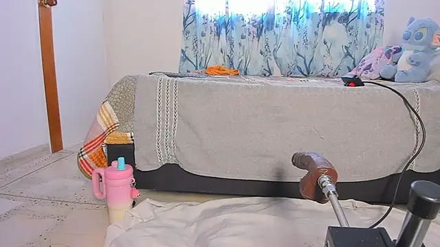 Snapshot of lily_evil chatting on December 2025 05:31:02 PM lily evil online show from December 2025 05:31:02 PM