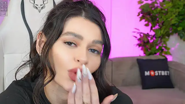 Gabriella054 online show from December 2024 06:44:01 AM