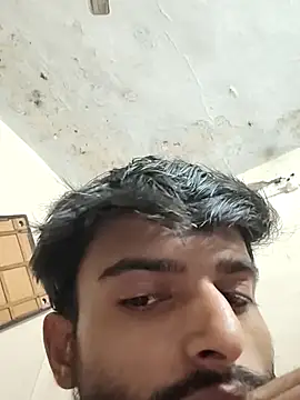 Snapshot of PRIYANHU@xh chatting on November 2025 08:09:02 AM PRIYANHUxh online show from November 2025 08:09:02 AM