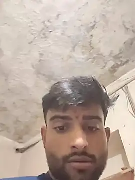 Snapshot of PRIYANHU@xh chatting on January 2026 07:01:02 AM PRIYANHUxh online show from January 2026 07:01:02 AM