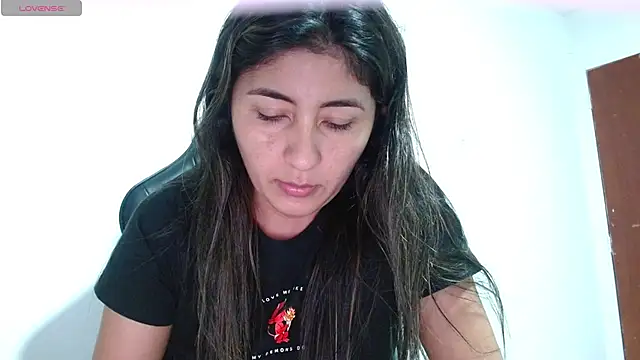 danna peterson1 online show from June 2026 08:59:02 PM