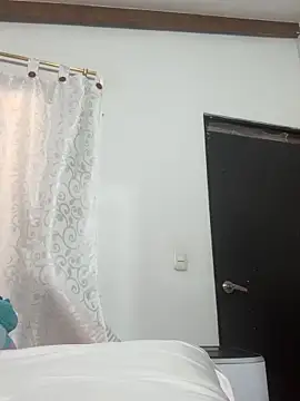 Snapshot of mia_cooper_24 chatting on December 2024 05:46:01 PM mia cooper 24 online show from December 2024 05:46:01 PM