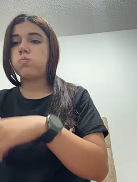 Snapshot of mia_cooper_24 chatting on March 2025 03:54:01 AM mia cooper 24 online show from March 2025 03:54:01 AM