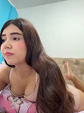 mia cooper 24 online show from May 2026 06:32:01 AM