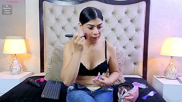 Snapshot of Maguy_Mistress chatting on July 2026 12:02:02 PM Maguy Mistress online show from July 2026 12:02:02 PM