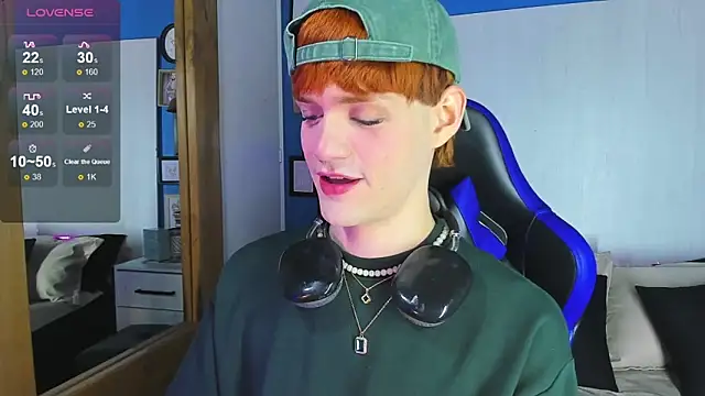 VladHellsing4 online show from September 2025 01:38:01 PM