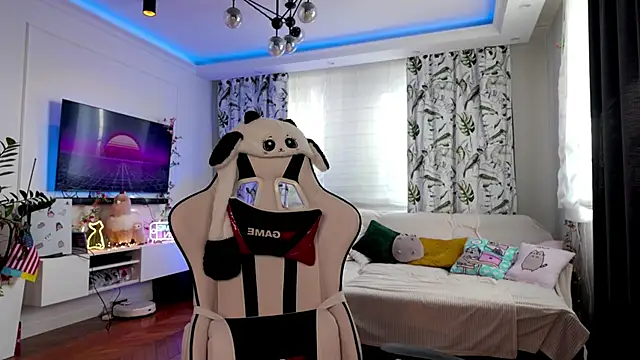 Anna Prince online show from April 2026 06:19:01 AM