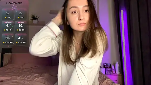 Snapshot of Eva_Eva_ chatting on September 2025 01:09:02 AM Eva Eva online show from September 2025 01:09:02 AM