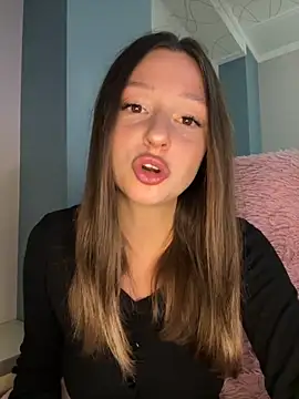 Kimsweet7 online show from October 2025 06:05:02 PM