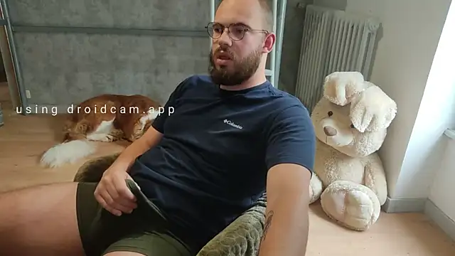 Snapshot of azagoul222 chatting on September 2025 01:33:01 PM azagoul222 online show from September 2025 01:33:01 PM