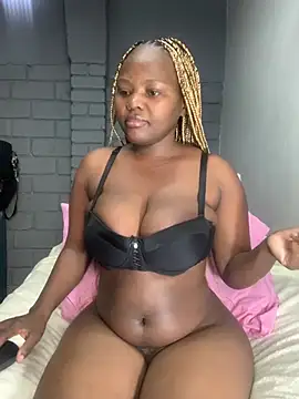 Snapshot of SexyAngeliqua chatting on May 2026 09:03:02 AM SexyAngeliqua online show from May 2026 09:03:02 AM