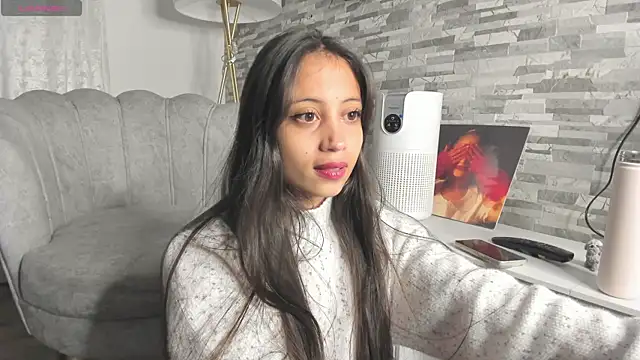 Snapshot of Loren_parissi chatting on February 2025 04:20:01 AM Loren parissi online show from February 2025 04:20:01 AM