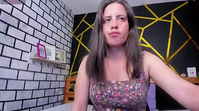 kathina giraldo online show from January 2025 06:40:01 PM