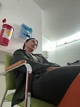 SofiaG  online show from December 2024 01:05:02 PM