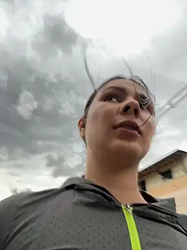 Snapshot of SofiaG_ chatting on November 2025 08:57:01 PM SofiaG online show from November 2025 08:57:01 PM