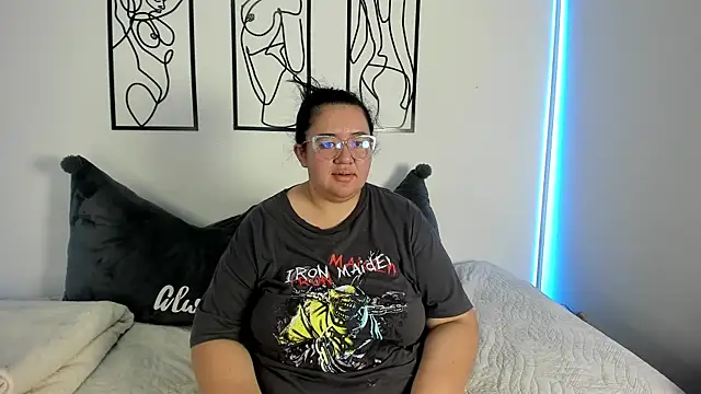 Snapshot of RubyPirsso18 chatting on December 2025 07:10:01 PM RubyPirsso18 online show from December 2025 07:10:01 PM
